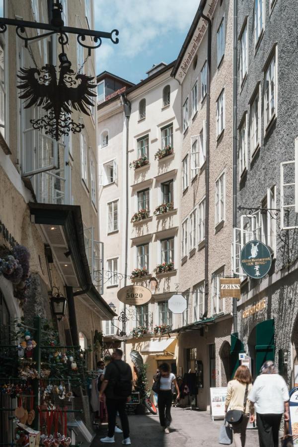 Altstadt-App. Domblick! Salzburg Exterior photo